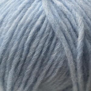 Gepard Puno is available to buy online from Lewes yarn Shop Ida's House