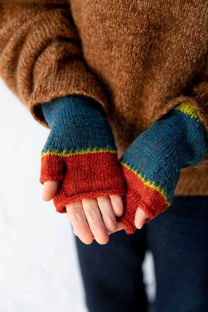 52 Weeks of Accessories is available to buy online from UK Yarn Shop Ida's House