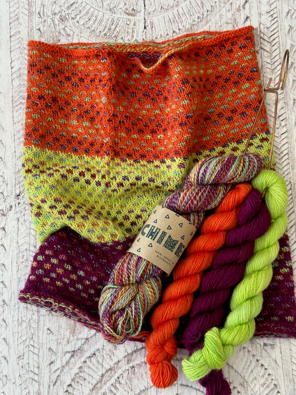 The Vida Cowl Knitting Kit by Sarah Goodwin is available to buy online from UK wool shop, Ida's House.
