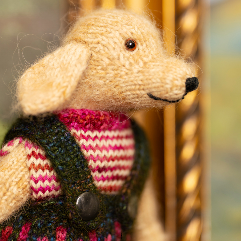 Chez Myrtil more seamless friends to knit and love_is available to buy online from Ida's House.