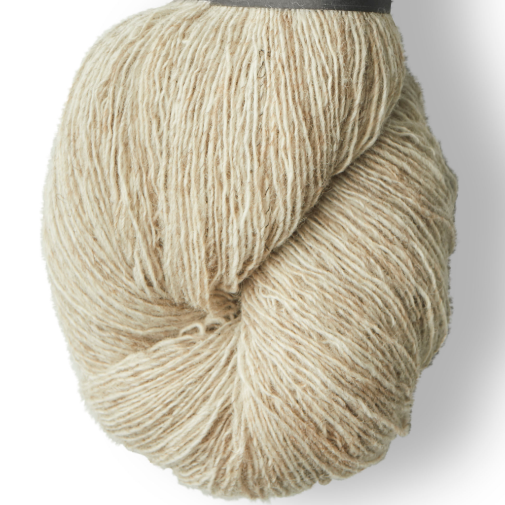 Isager Spinni 6s is available to buy online from UK wool shop, Ida's House.